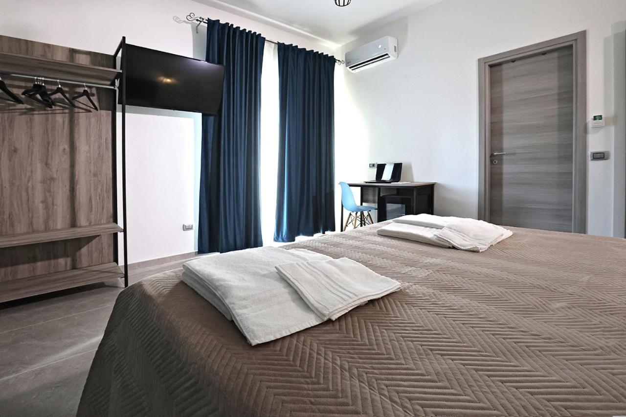 Bed and Breakfast Toc Toc Pontecagnano Faiano Exterior foto